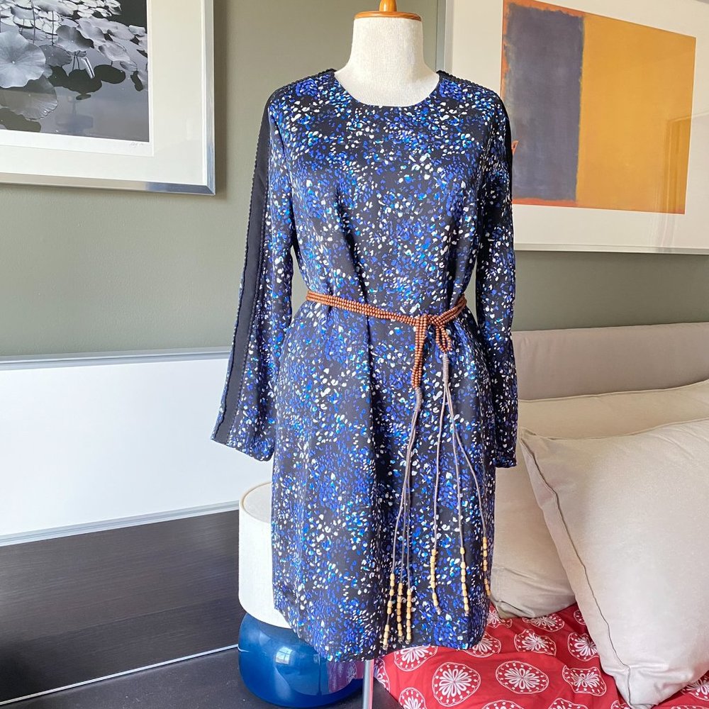 ♥ Banana Republic Long Sleeved Shift Dress in Blue, Black and White US4   - E